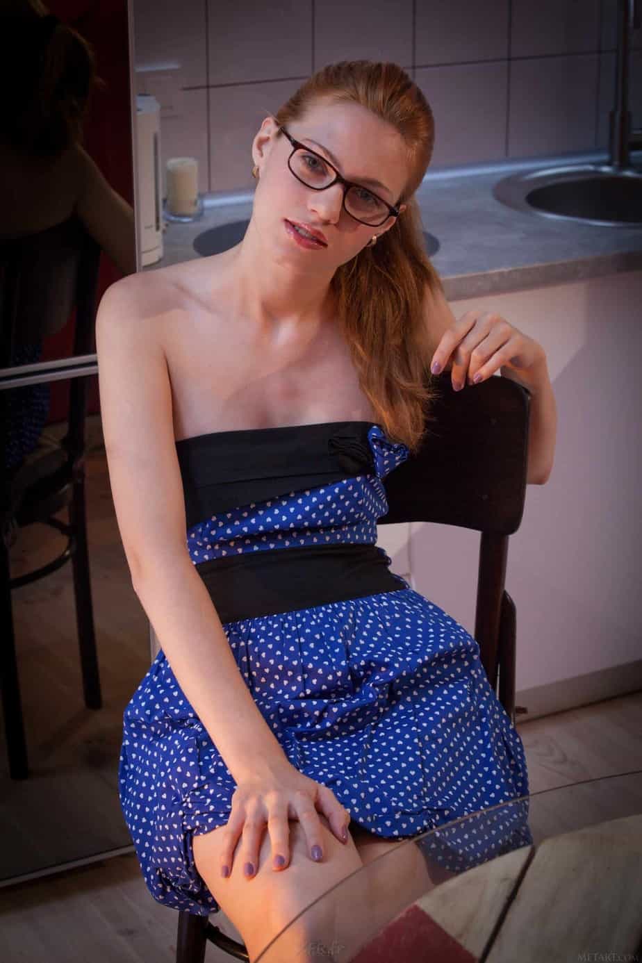 Rachel jolie rousse sexy et ses photos intimes en haute qualité