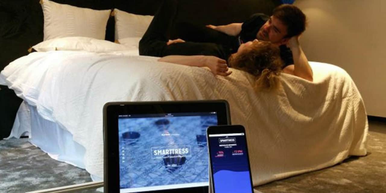 Un matelas qui détecte l’infidélité et vous alerte sur smartphone
