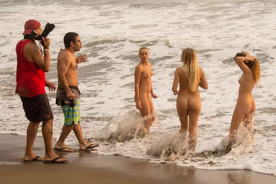 Blonde exhibe au Costa Rica passe des vacances chaudes Partie 5